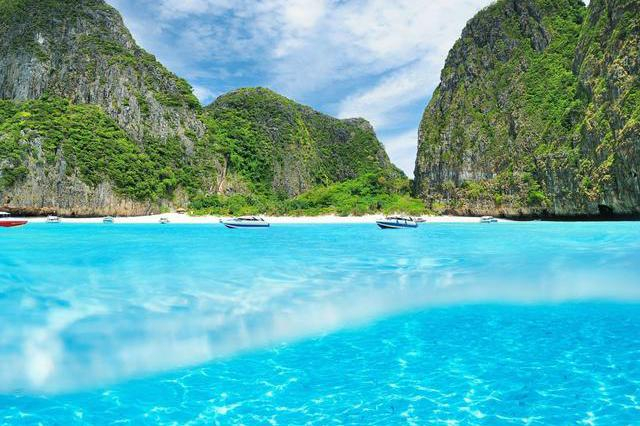 泰国旅游收入下滑：2025 年海外游客消费预计仍低于疫前 20%